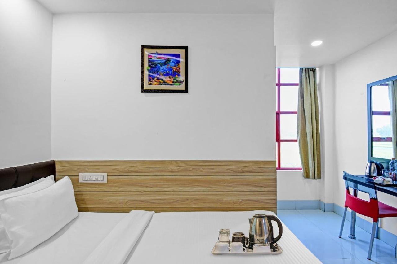 Oyo Townhouse 779 Gods County Hotel Tarapith Exterior photo