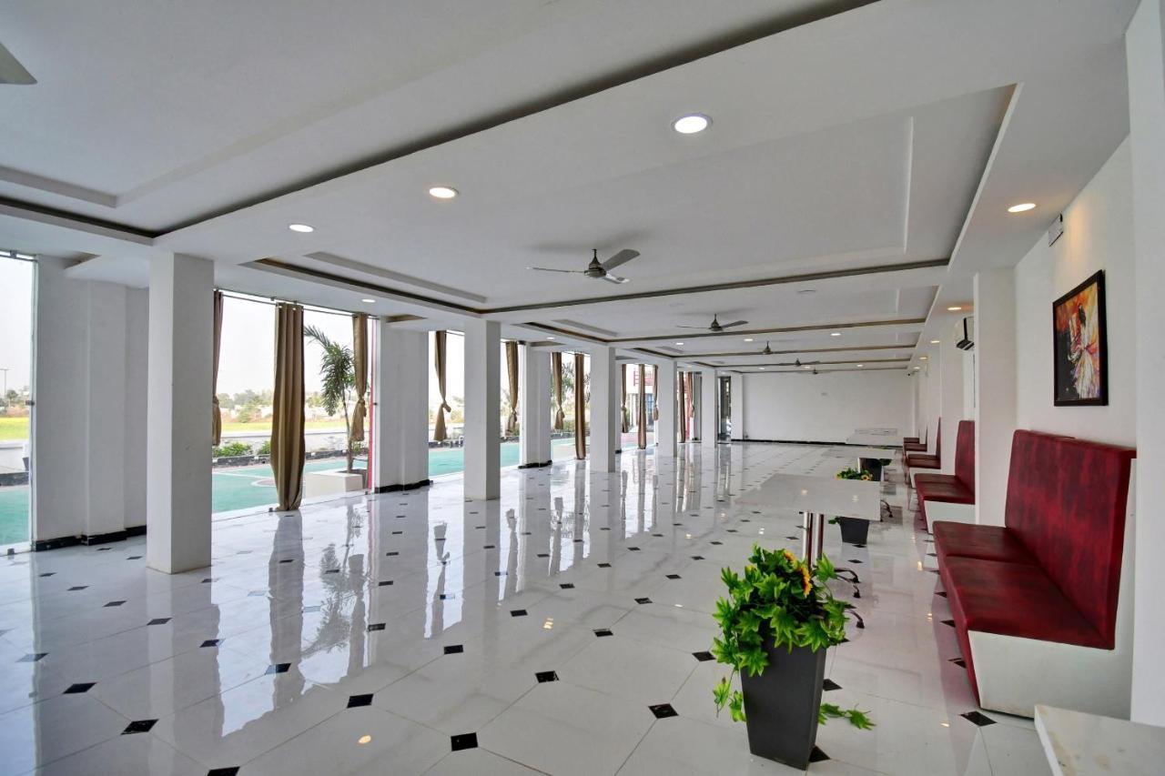 Oyo Townhouse 779 Gods County Hotel Tarapith Exterior photo
