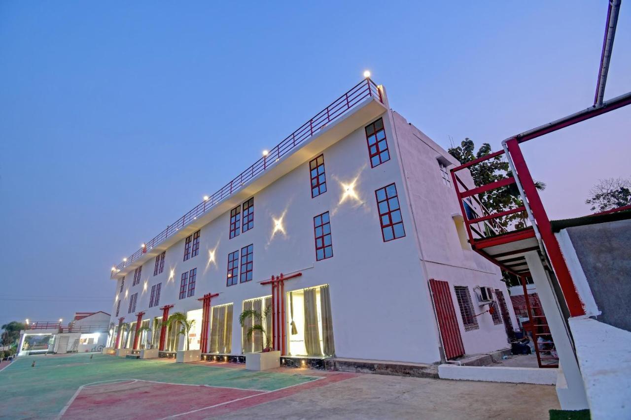 Oyo Townhouse 779 Gods County Hotel Tarapith Exterior photo