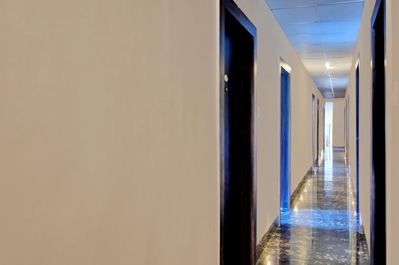 Oyo Townhouse 779 Gods County Hotel Tarapith Exterior photo